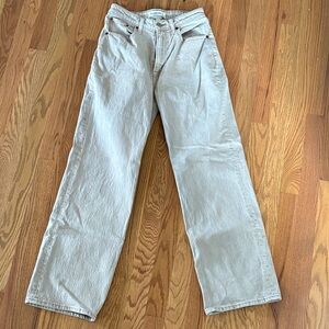 Abercrombie & Fitch Curve Love 90s Relaxed High Rise Women Jeans - Cream